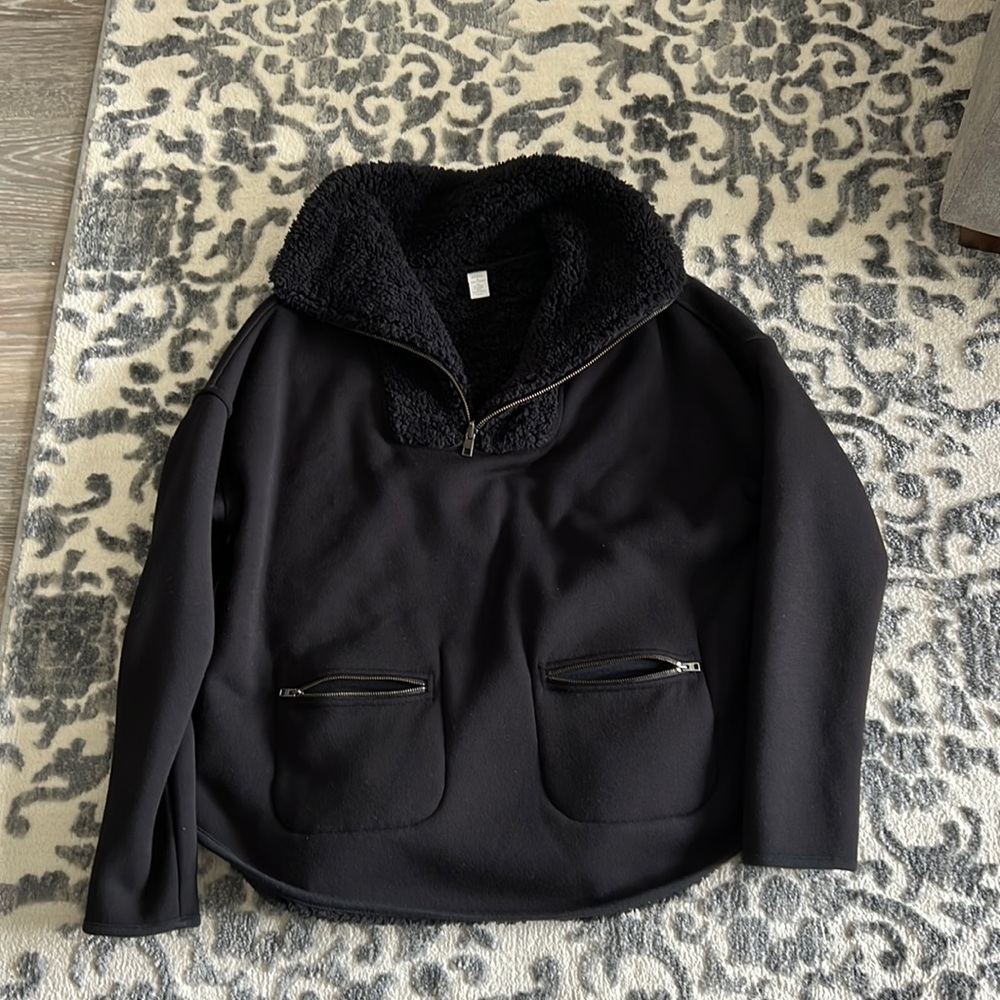 Athlete Sherpa Sweatshirt